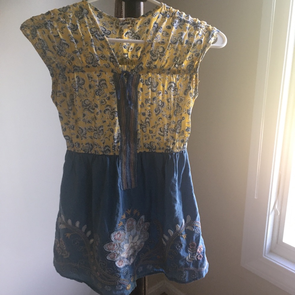 Lulumari Top - Picture 2 of 3